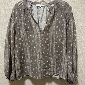 Olivaceous Gray Smocked Blouse with Long Sleeves